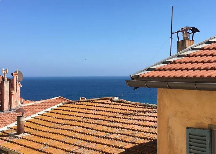 La Barca De La Vieille 2 * Menton